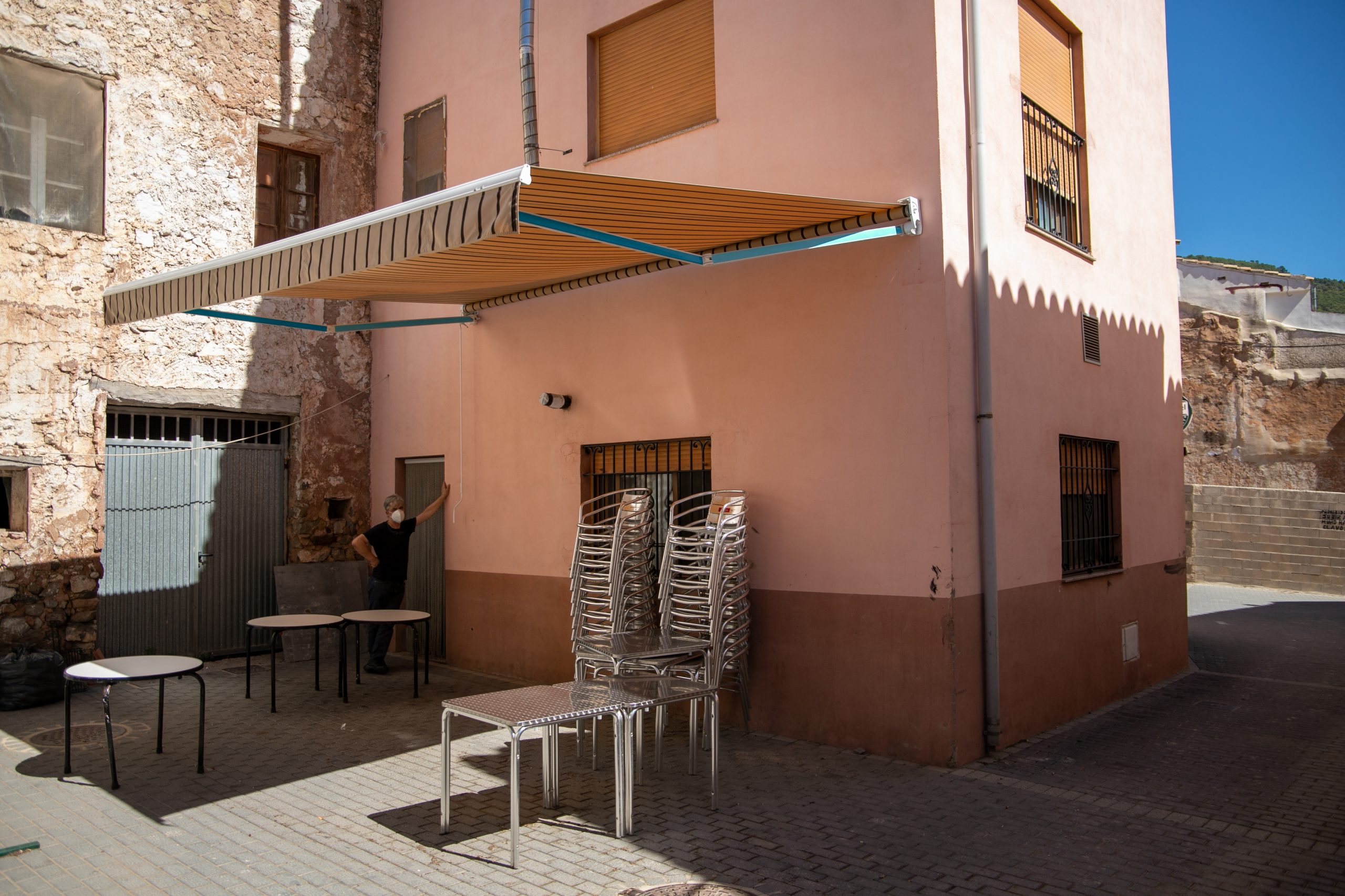Bar cafetería Flores